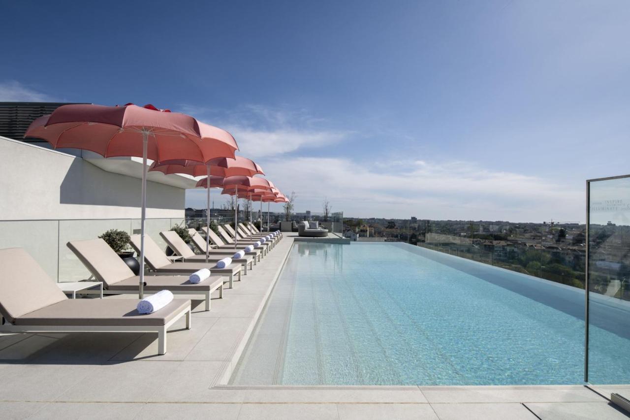 Renaissance Porto Lapa Hotel Eksteriør billede Rooftop pool